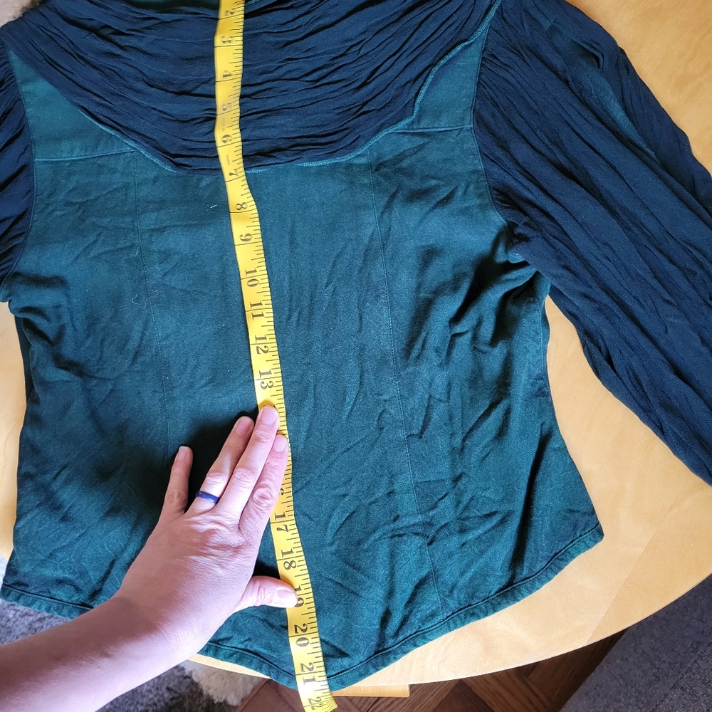 Holy Clothing Lysandra Top In Huntress Green Medium - Picture 6 of 8